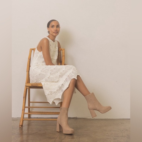 Square Toe Platform Ankle Booties - Oasis Society - Picture 2 of 4